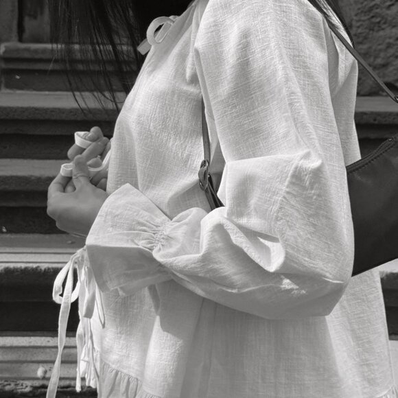 Linen Set - Picture 2 of 7